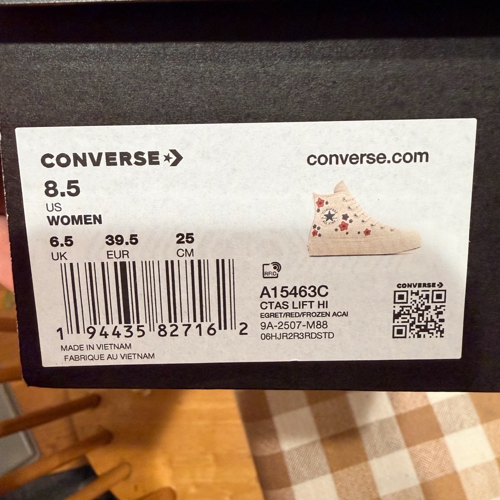 Converse Women's High-Top Sneakers - Cream with Red and Blue Accents